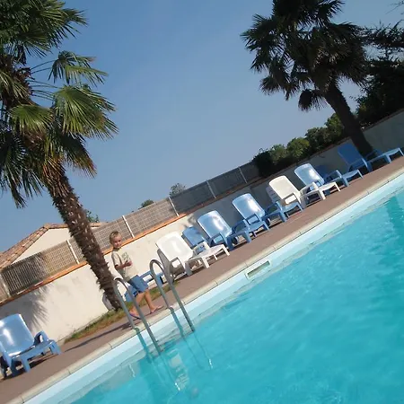 Holiday park Le Clos Fleuri 4*